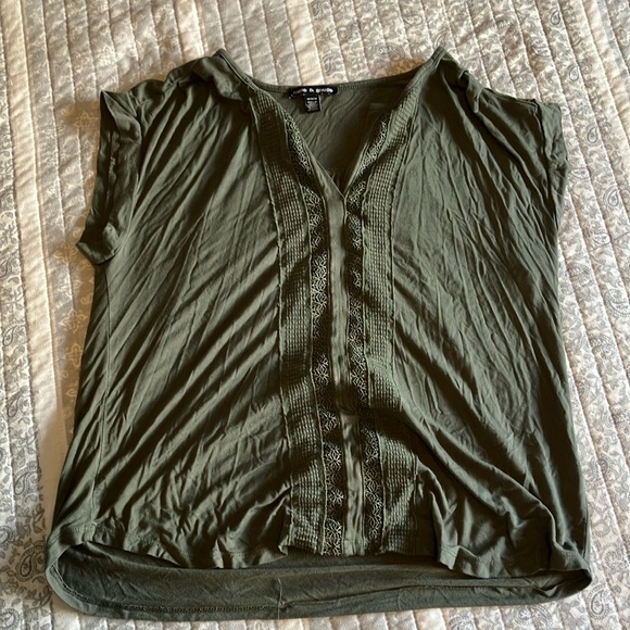 Cable & Gauge Tops - Olive Green Lace Trim Top